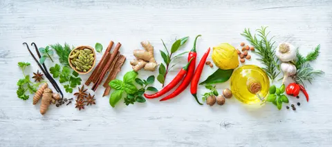 Swieze aromatyczne ziola i przyprawy do gotowania