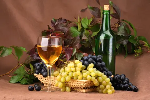 Kompozycja z winem